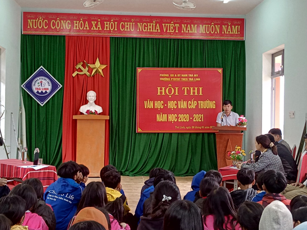 Thầy: Phạm Cư Phó hiệu trưởng phó ban tổ chức hội thi nhận xét, đánh giá hội thi